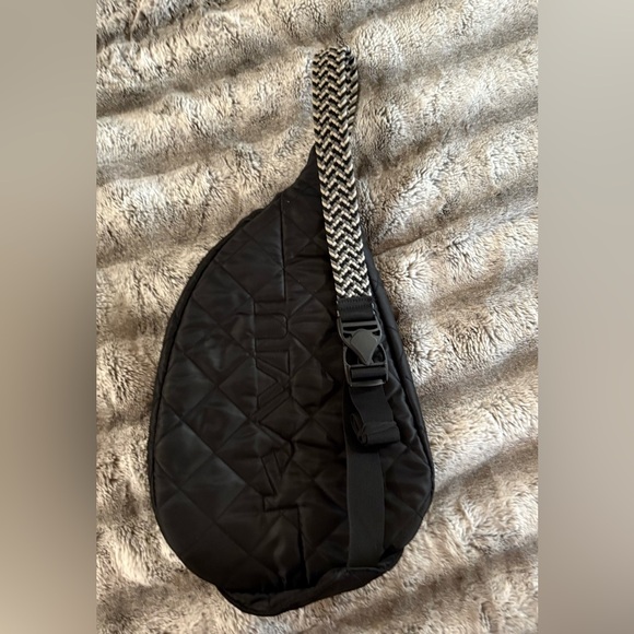 Kavu Sling Backpack - Picture 2 of 7